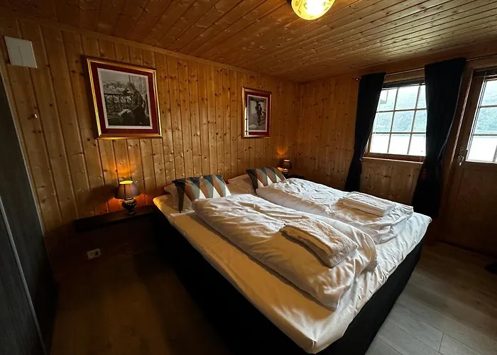 Faleide Panorama Private Fjord View With Large Terrace Feriehus Stryn