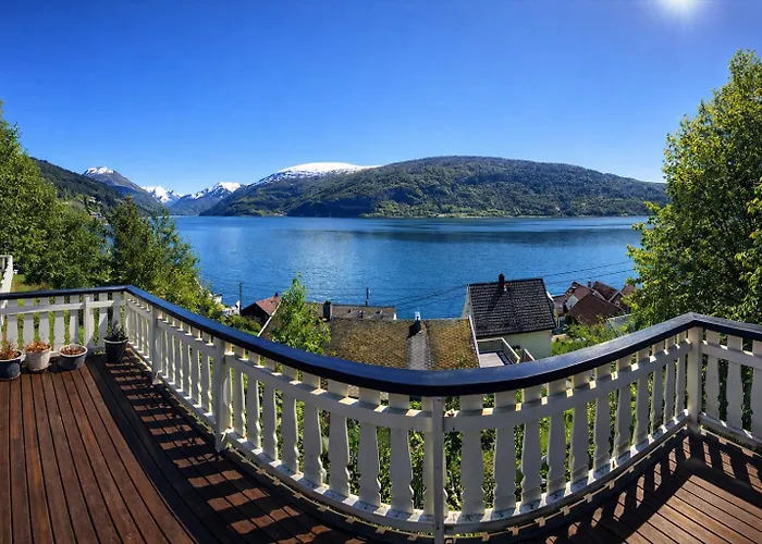 Faleide Panorama Private Fjord View With Large Terrace 度假居
